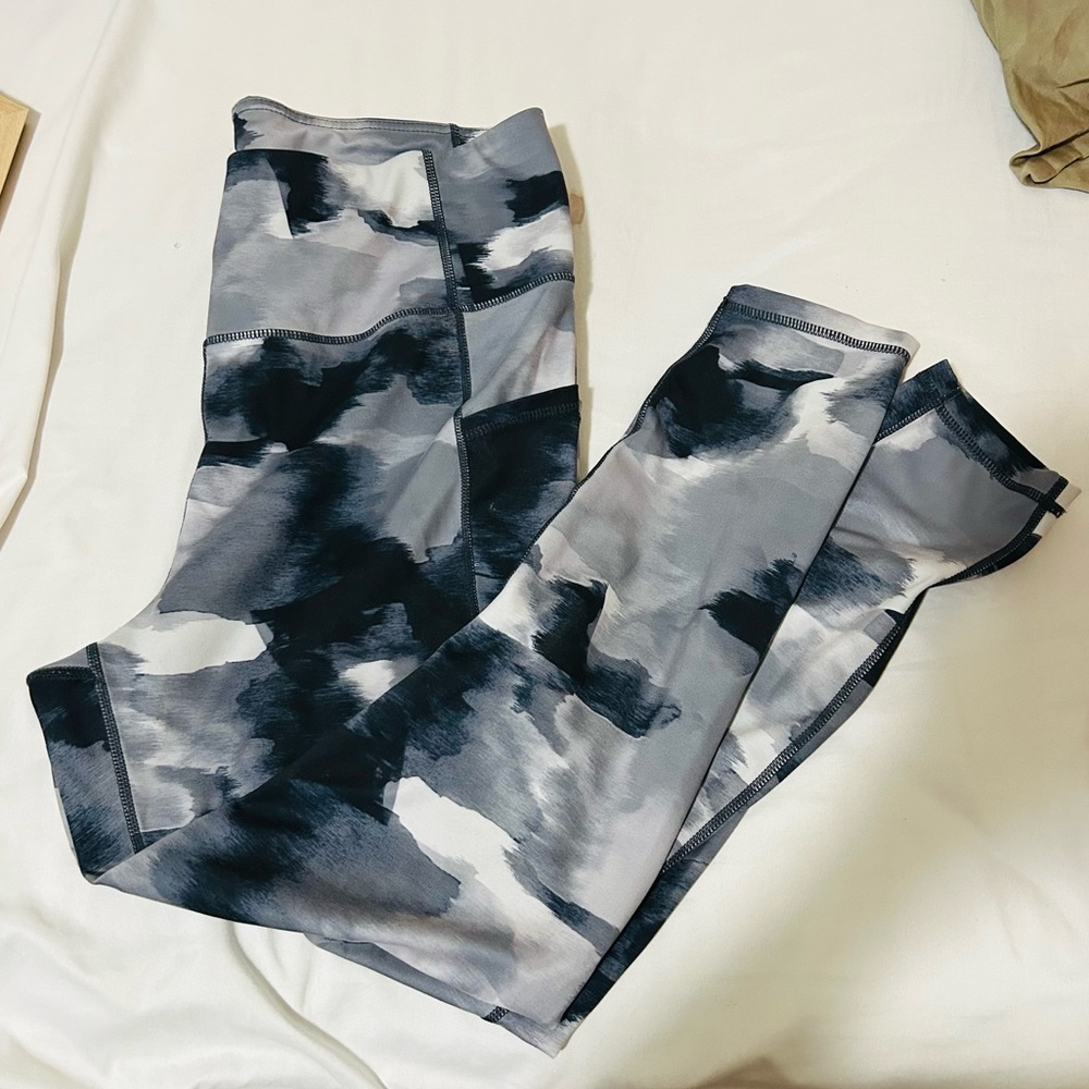 Reebok Leggings with side pockets